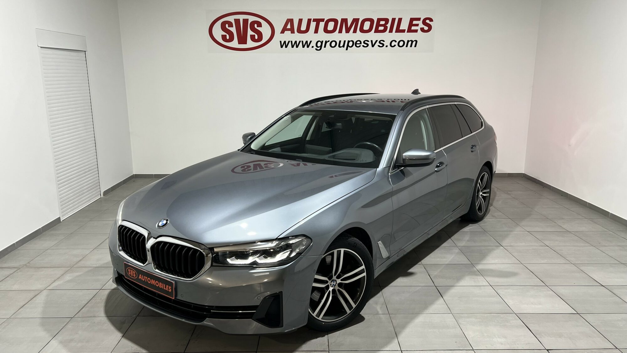 BMW SERIE 5 TOURING 518D 150 CH BVA8 LOUNGE + 10 225 EUROS D'OPTIONS